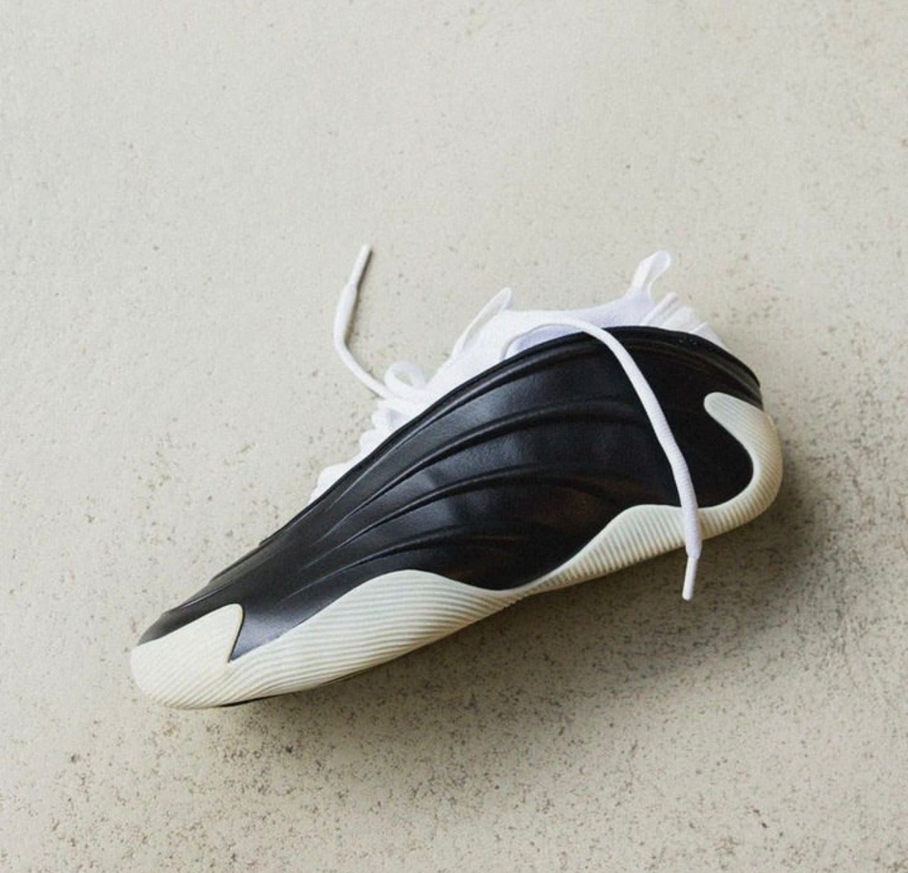 ADIDAS HARDEN VOLUME 9 WARM VANILLA