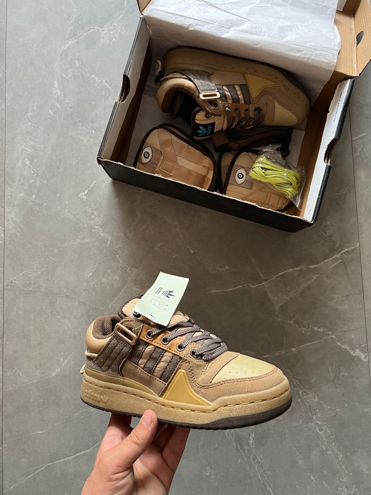 ADIDAS BAD BUNNY