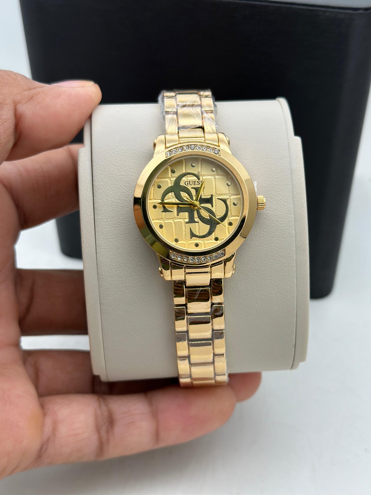 GUESS LADIES WATCH