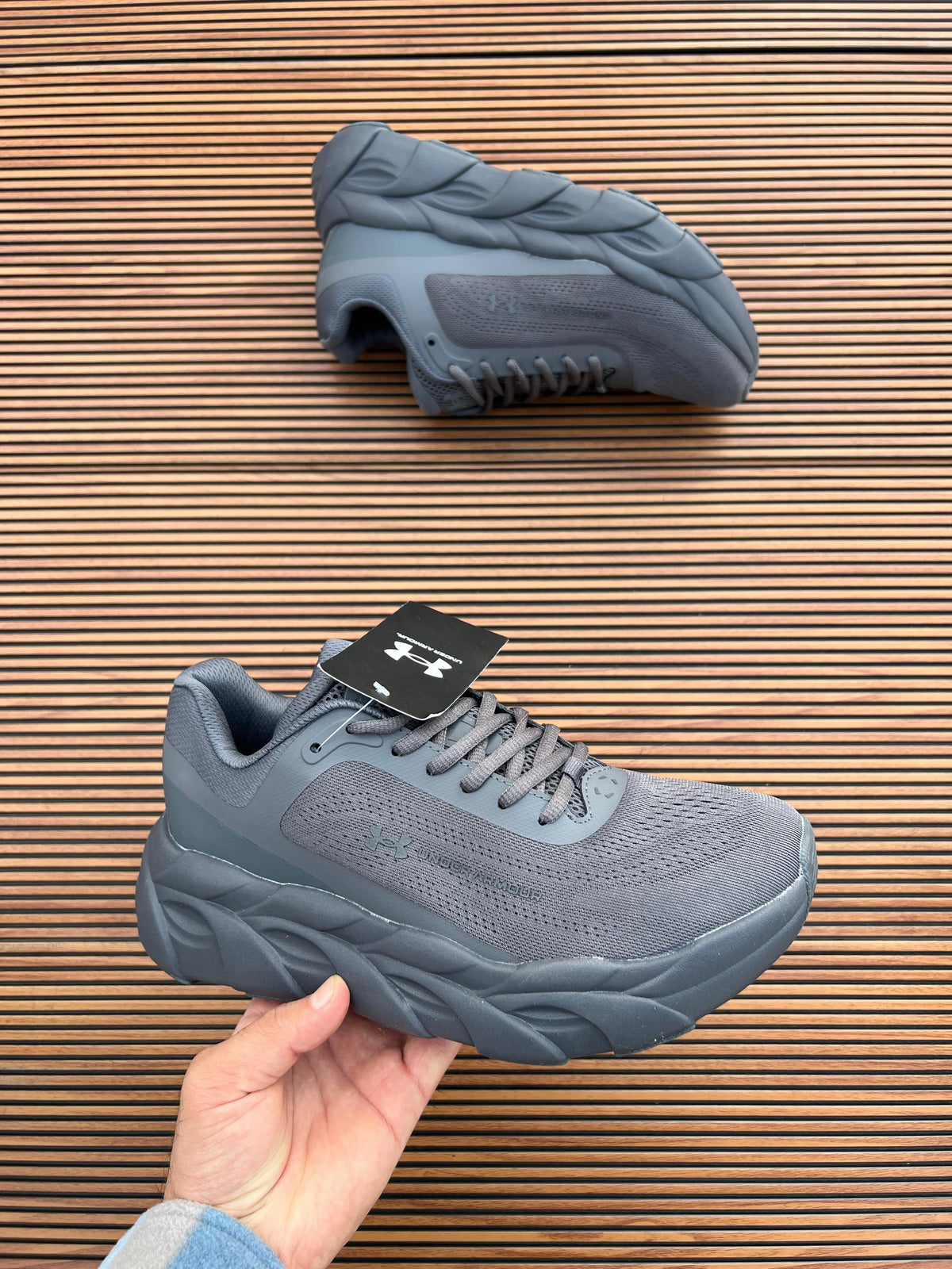 UNDER ARMOUR HALO RUNNER