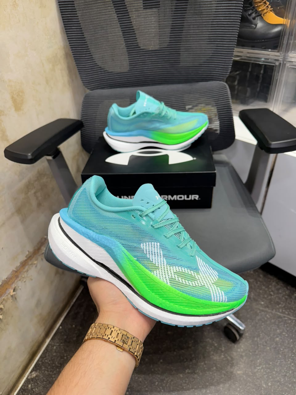 UNDER ARMOUR VELOCITY ELITE  RUNNING SHOE