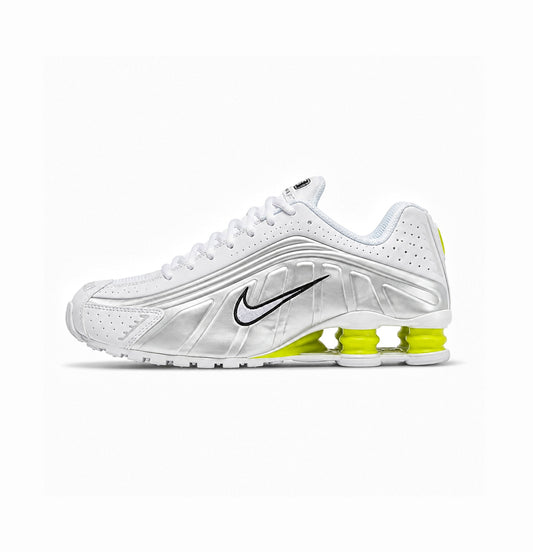 NIKE SHOX R4