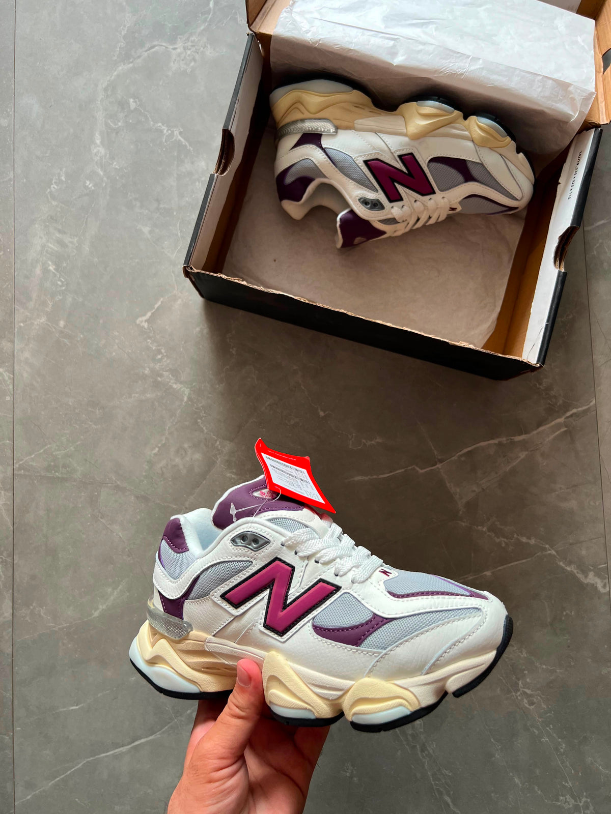 NEW BALANCE 9060