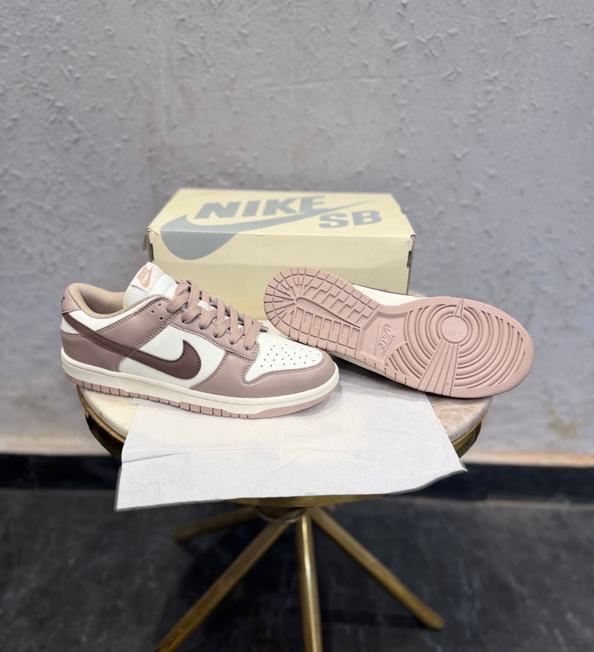 NIKE SB  DUNK DIFFUSED TAUPE
