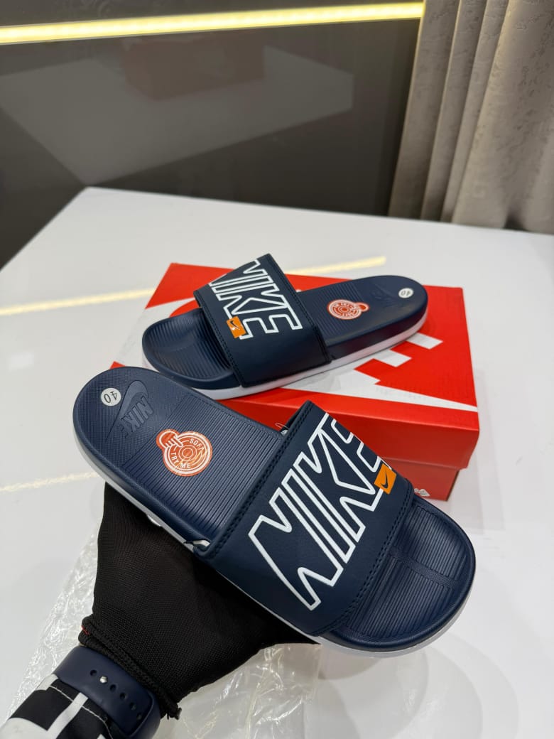 NIKE FLIP-FLOPS SLIDES