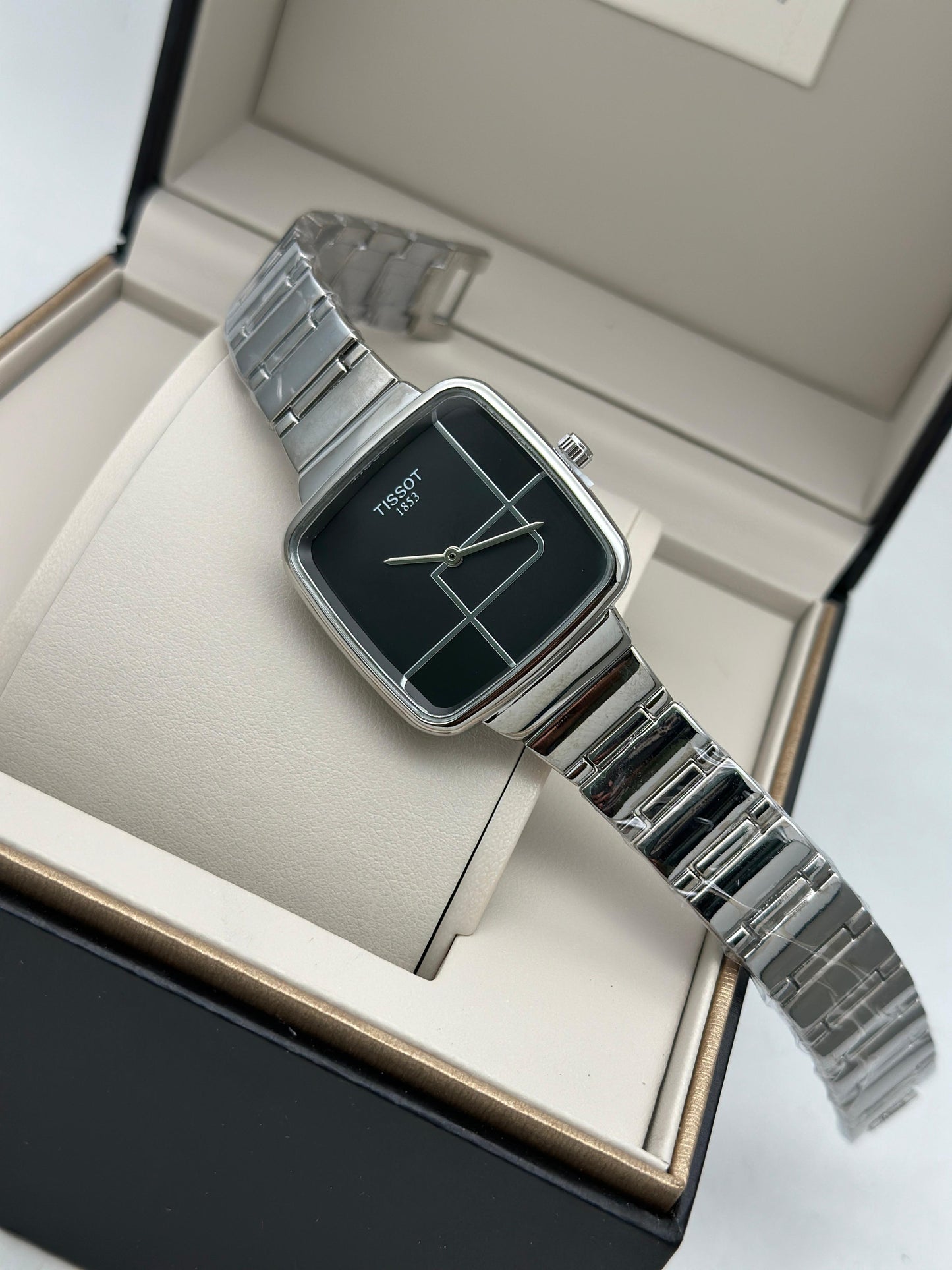 TISSOT LADDIES WATCH