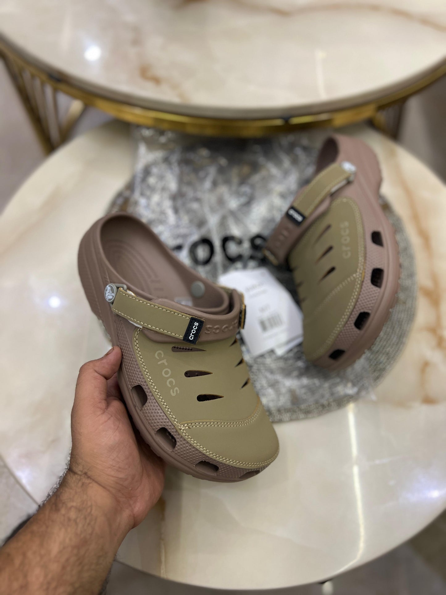 CROCS YUKON CLOG