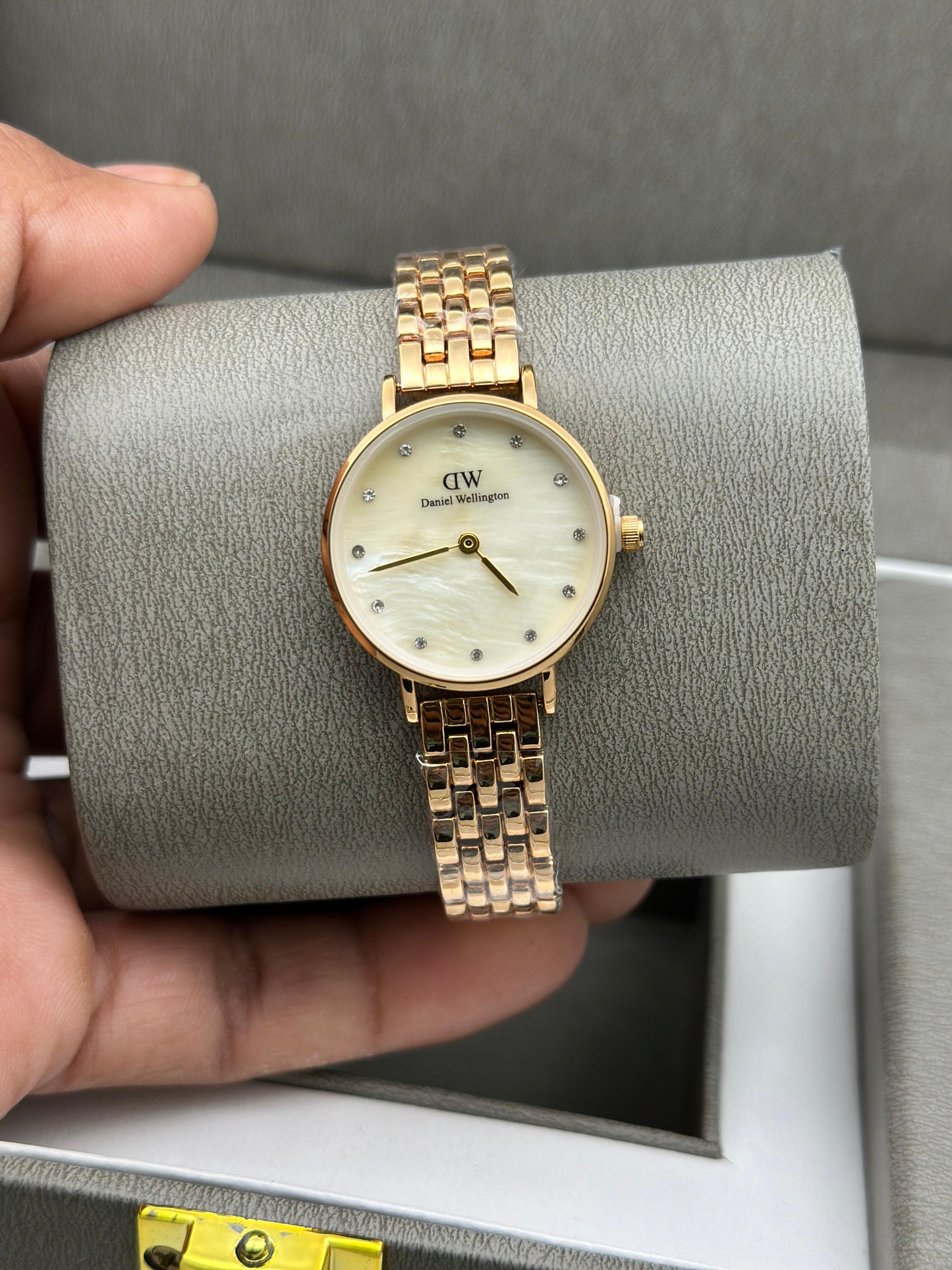 DW LADIES WATCH