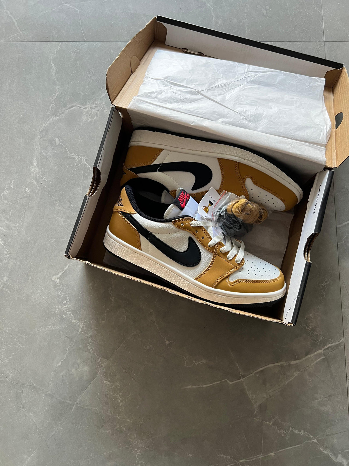 NIKE AIR JORDAN CUT LOW 2026