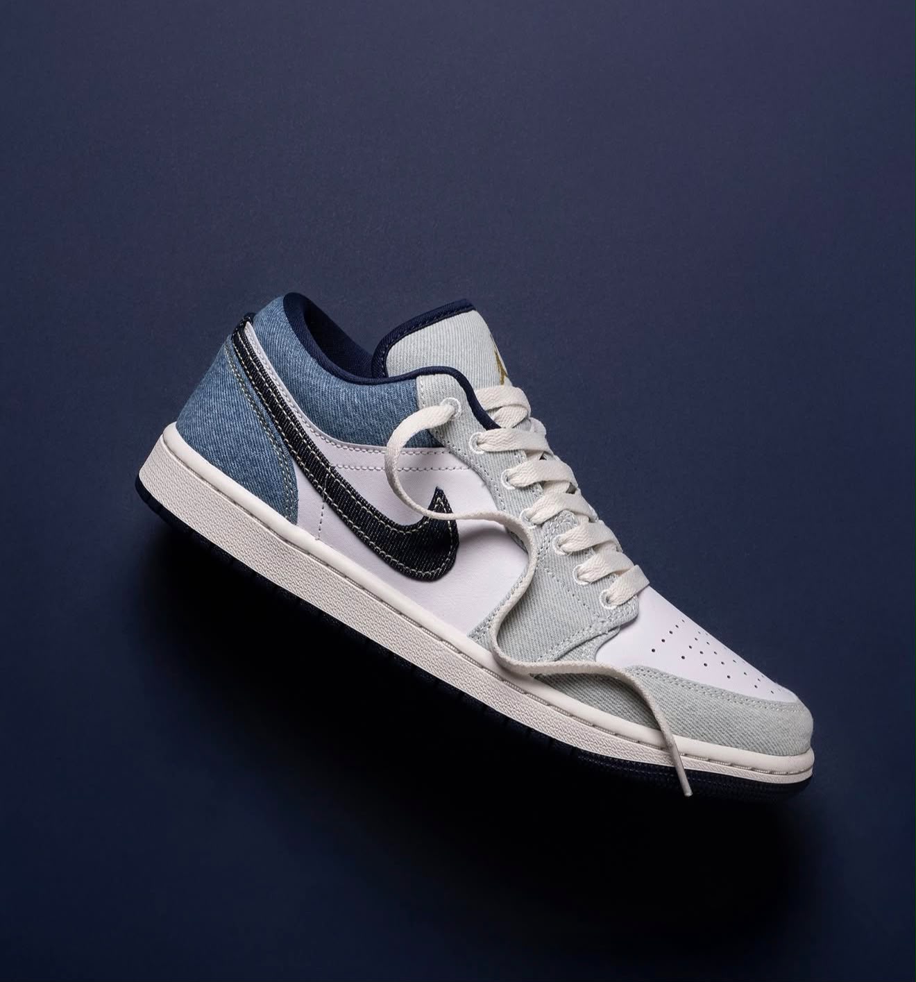 NIKE AIR JORDAN 1 LOW SE DENIM STAR BLUE