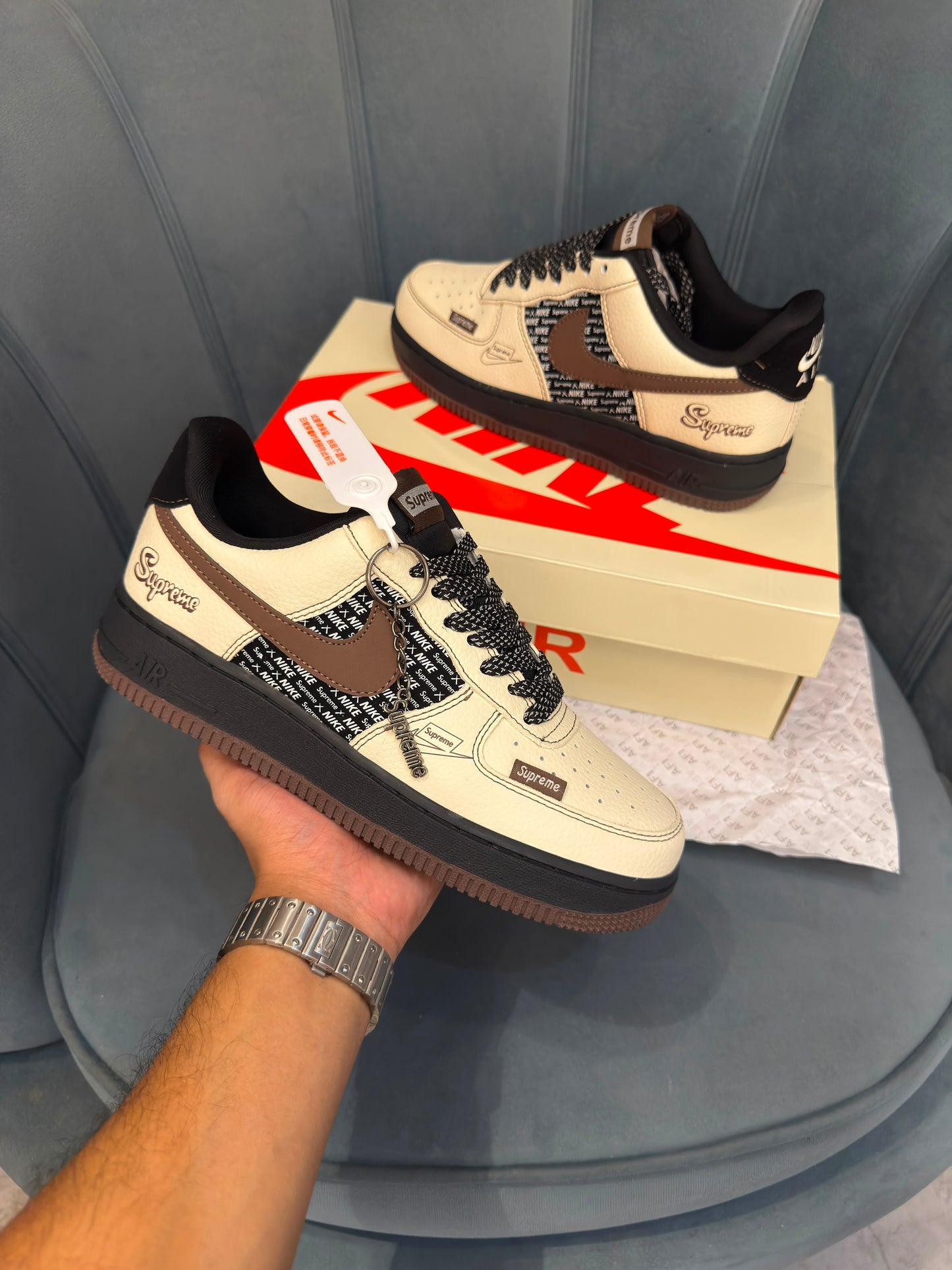 NIKE AIRFORCE X SUPREME 2026