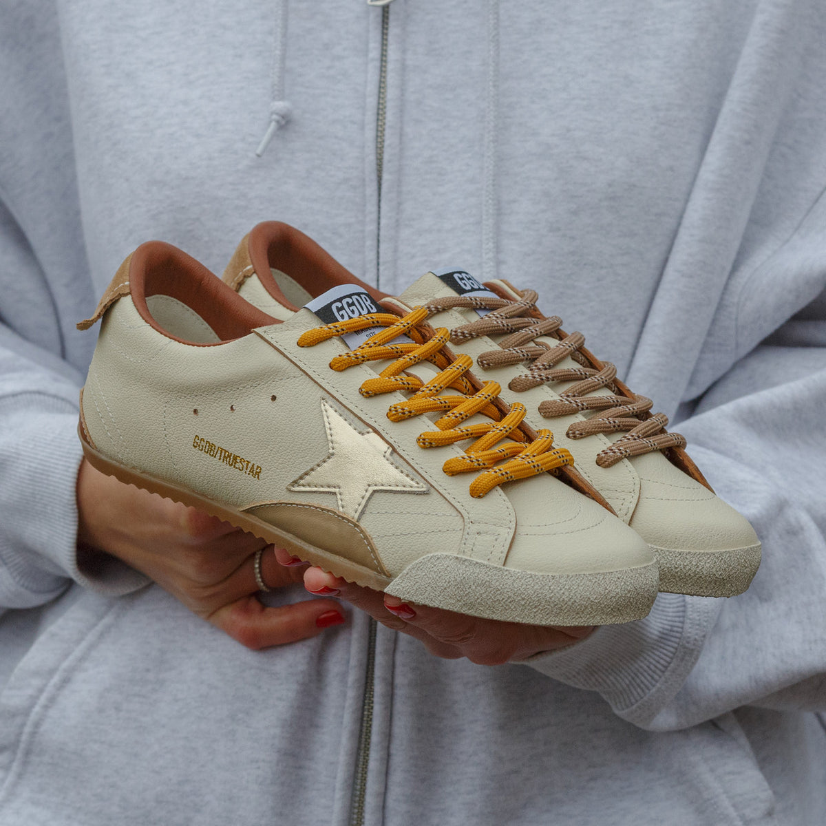 GOLDEN GOOSE TRUE STAR WHITE NAPPA LEATHER WITH GOLD STAR