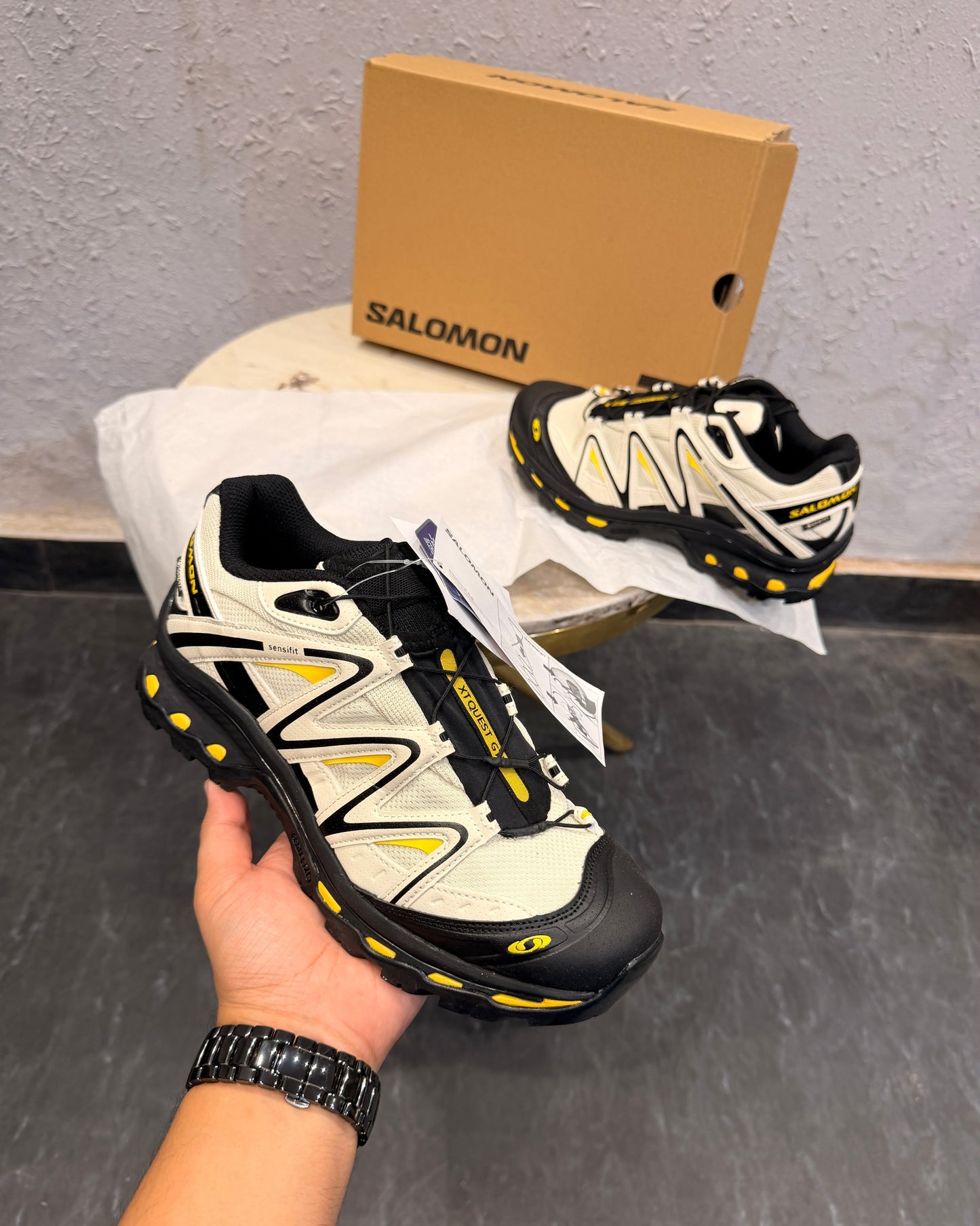 SALMON XT QUEST WHITE BLACK YELLOW
