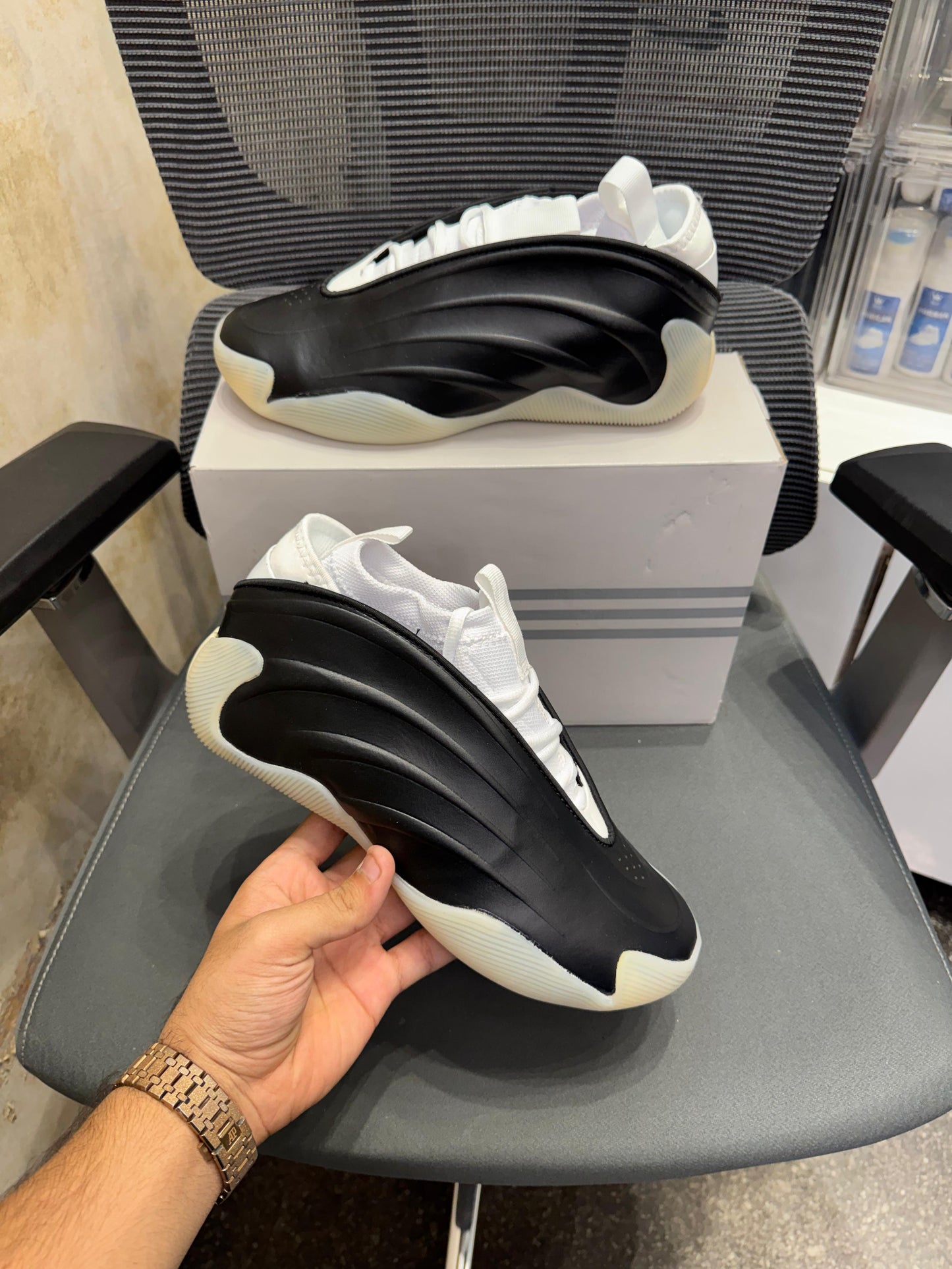 ADIDAS HARDEN VOLUME 9 WARM VANILLA