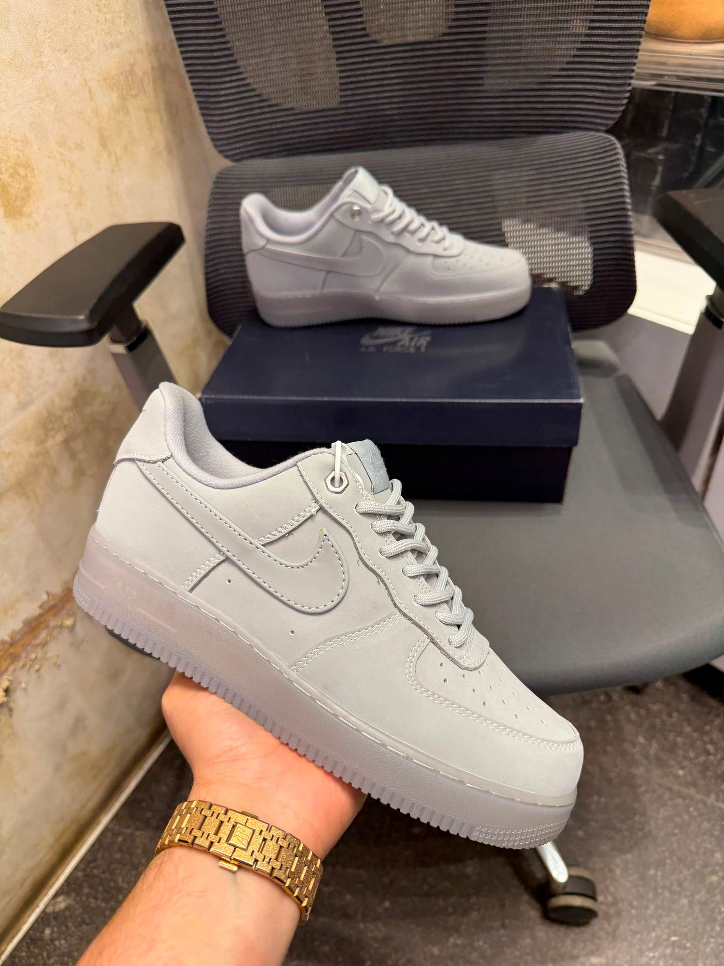 NIKE AIRFORCE 1 07 WOLF GREY