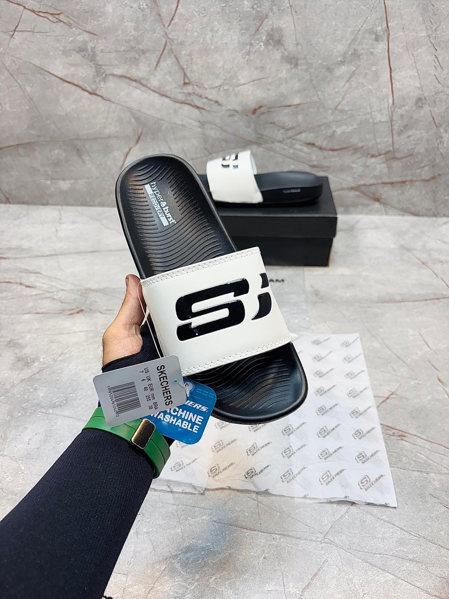 SKETCHERS HYPER BURST SLIDES