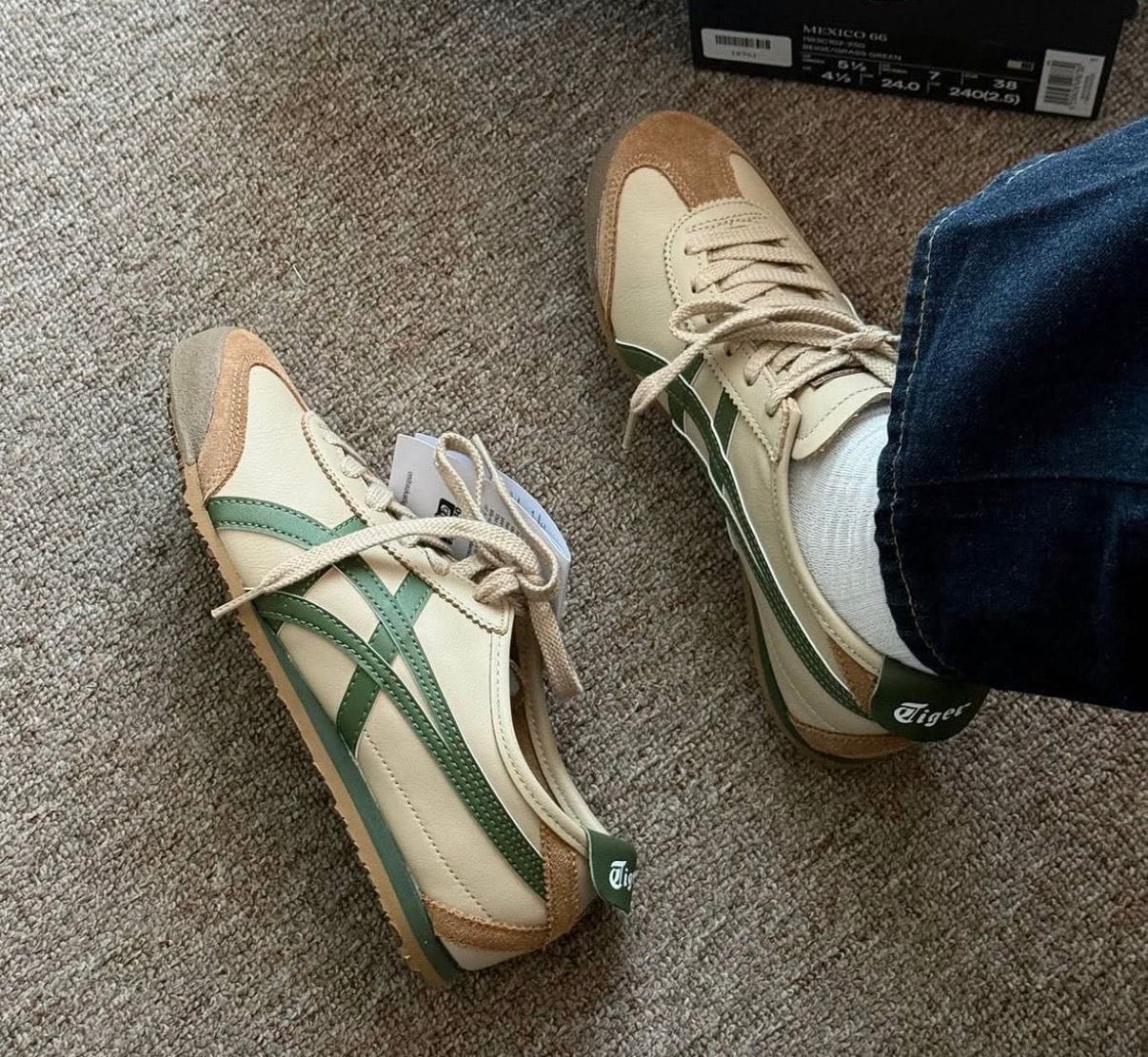 ONITSUKA  TIGER BEIGE GREEN