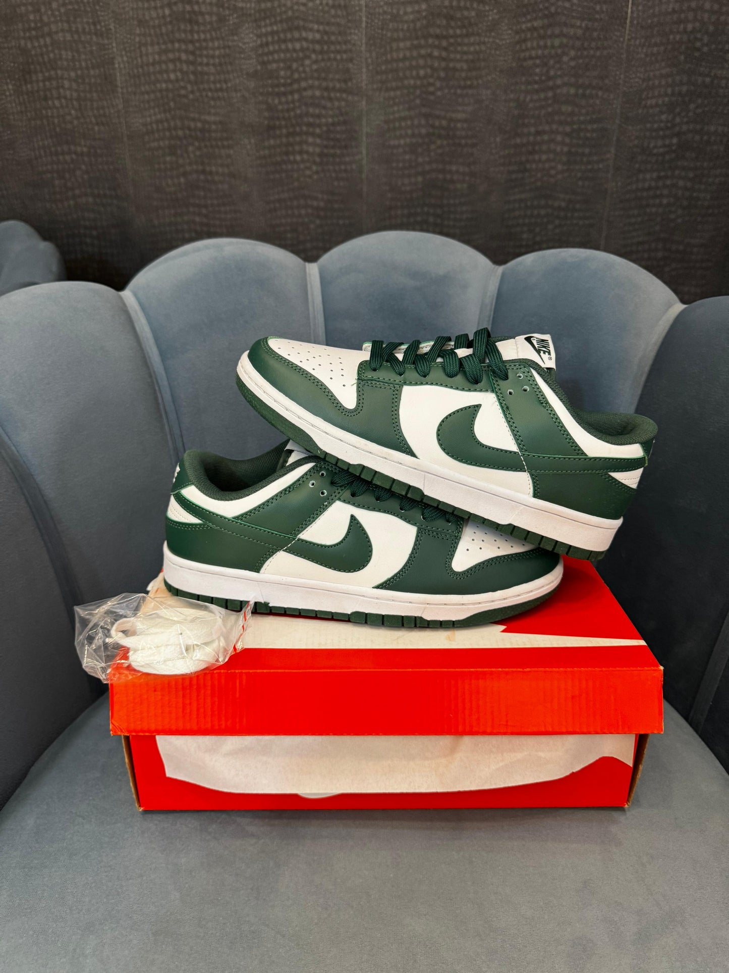 NIKE SB DUNK LOW VARSITY GREEN
