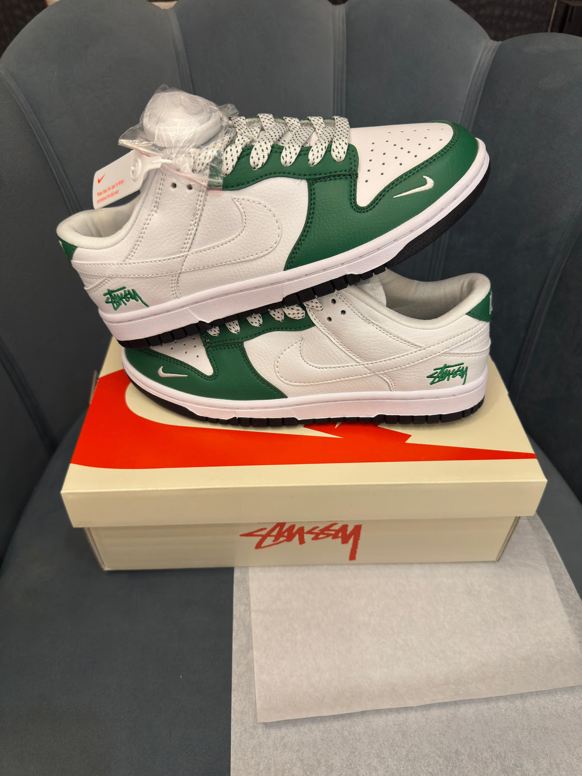 NIKE SB DUNK STUSSY WHITE GREEN 2026