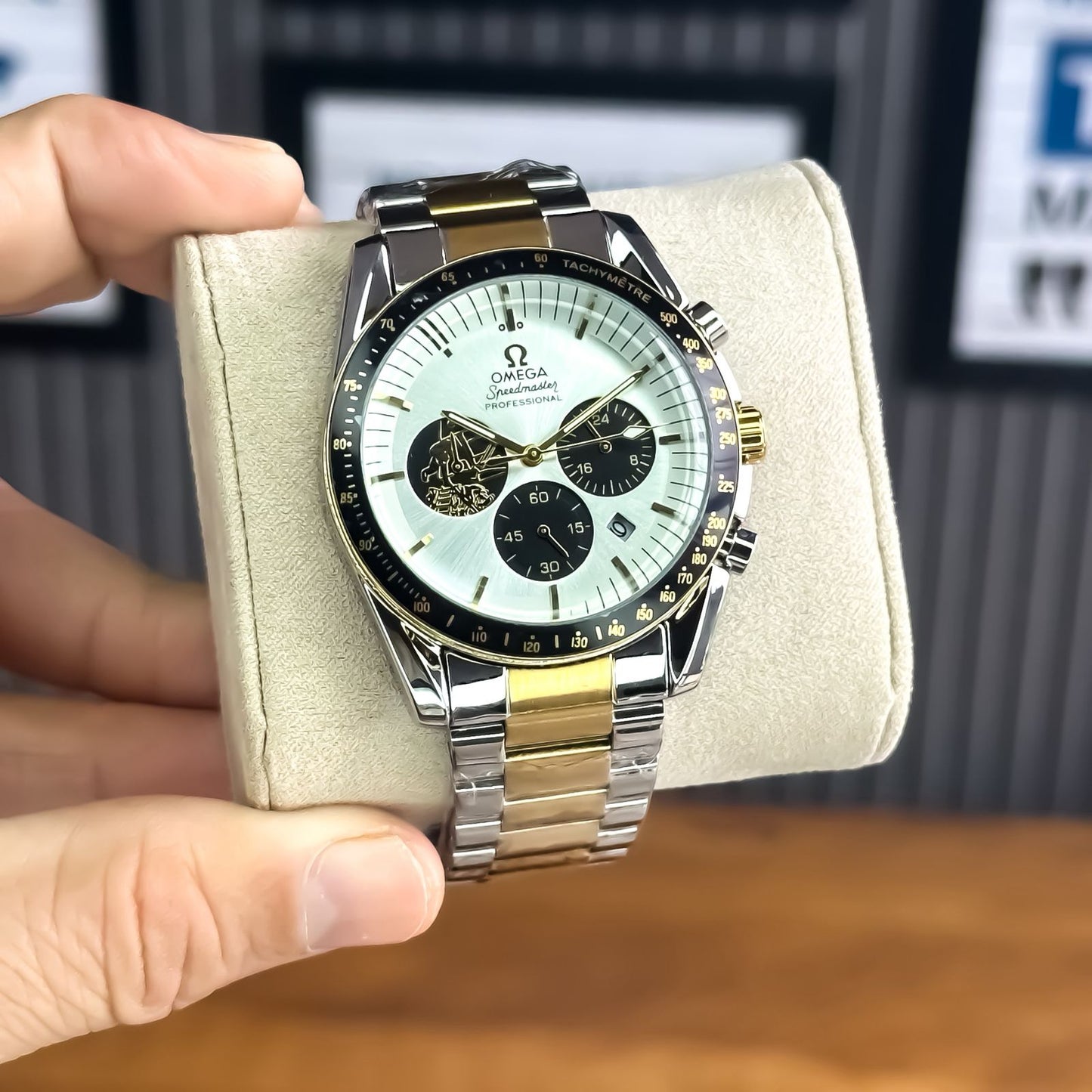 OMEGA SPEEDMASTER