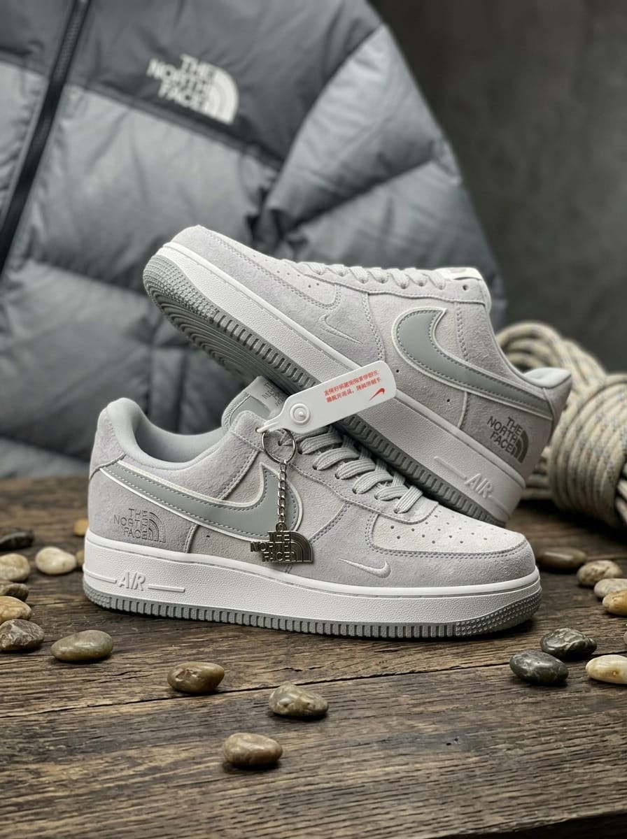 NIKE AIR FORCE 1 LOW X THE NORTH FASE SUEDE