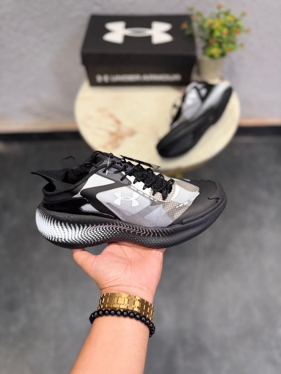 UNDER ARMOUR ECHO SLIPSPEED 4 COLORS