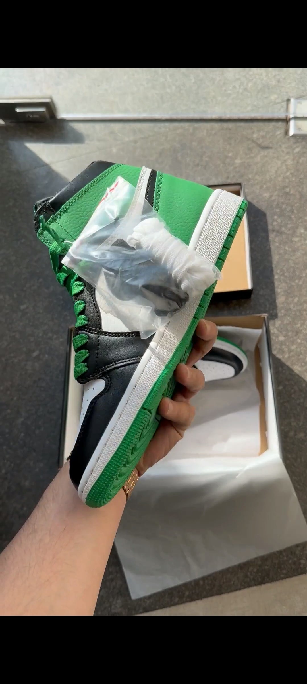 JORDAN 1 RETRO HIGH LUCKY GREEN U.A