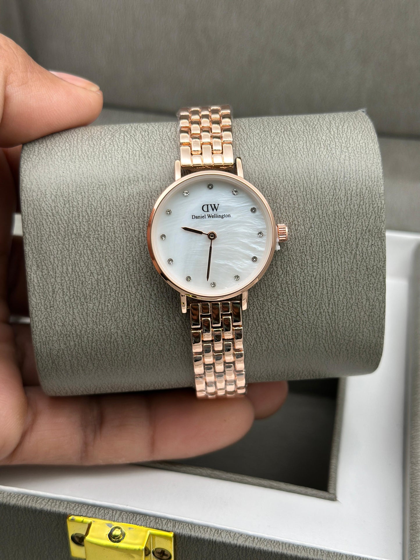 DW LADIES WATCH