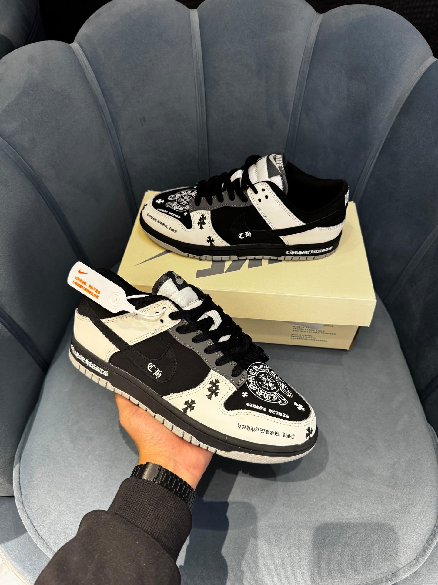 NIKE SB  DUNK 2023 CHROME HEARTS