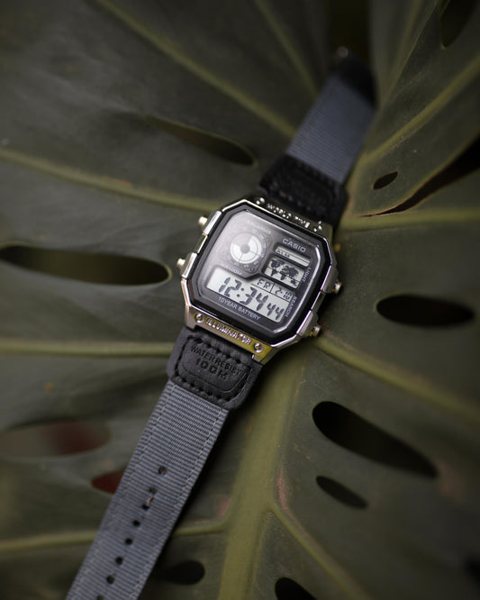 CASIO VINTAGE WATCH