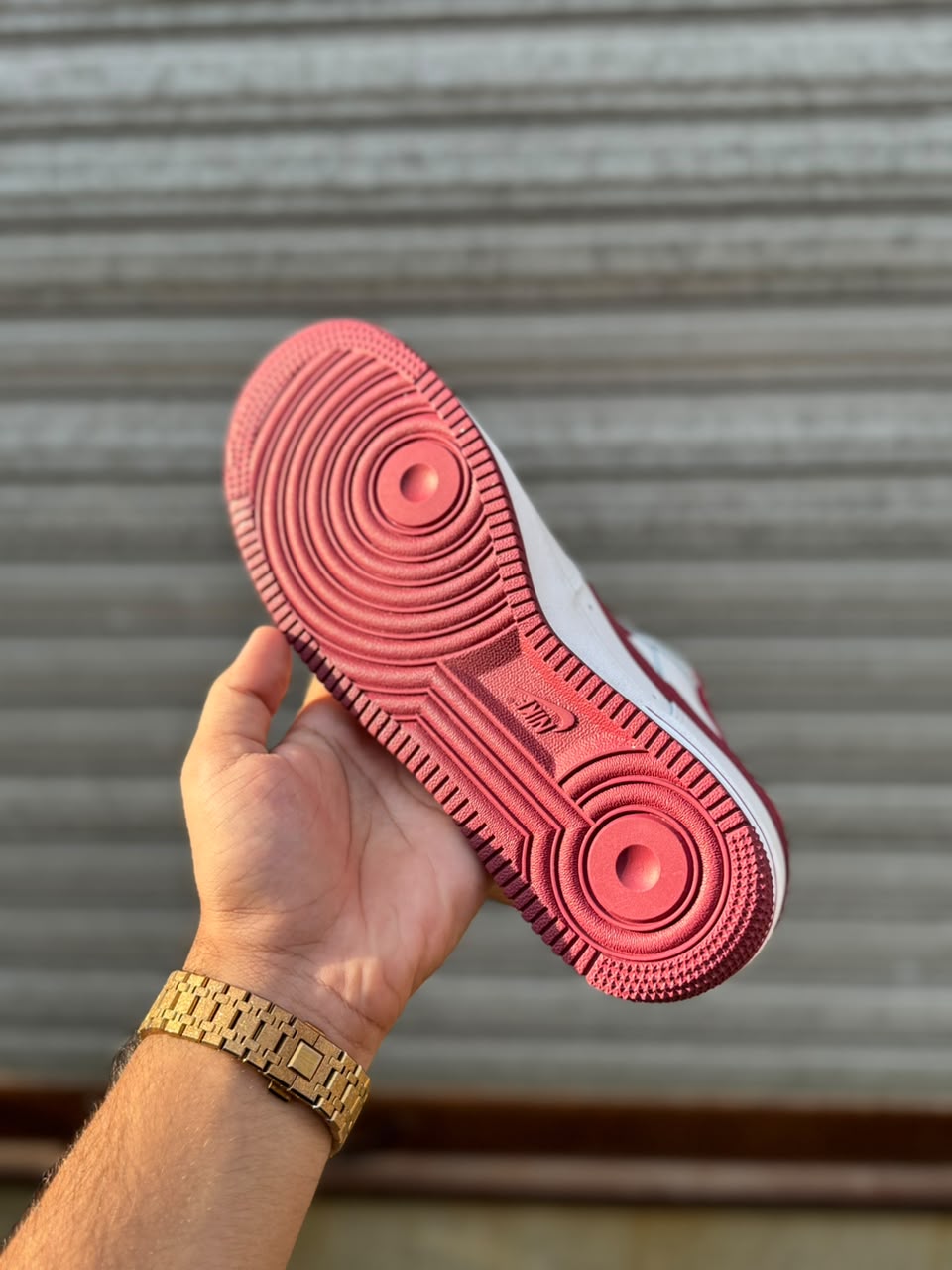 NIKE AIRFORCE 1 LOW WHITE TEAM RED