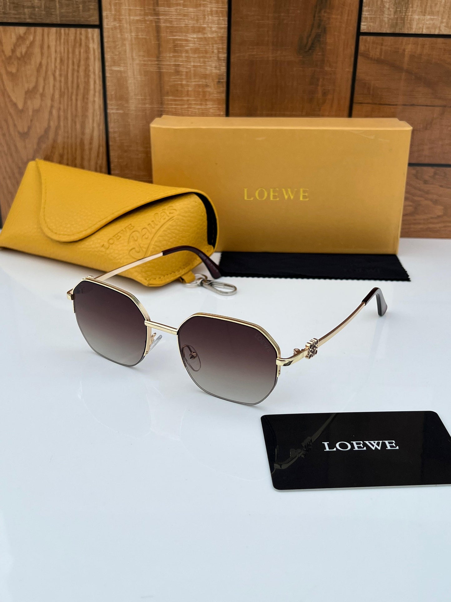 LOEWE SUNGLASS