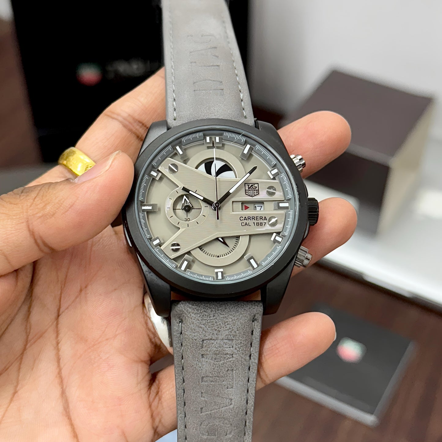 TAG HEUER