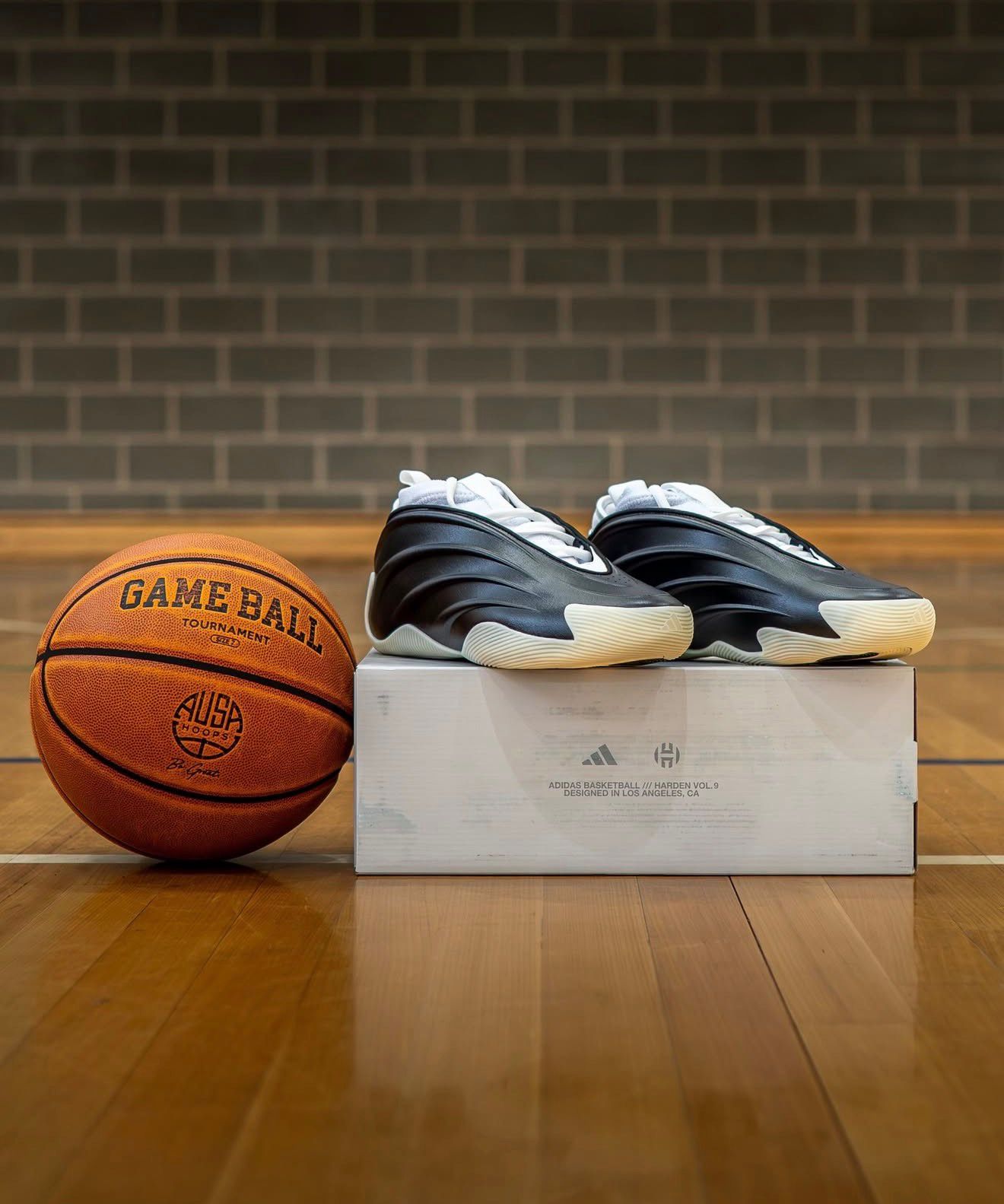ADIDAS HARDEN VOLUME 9 WARM VANILLA
