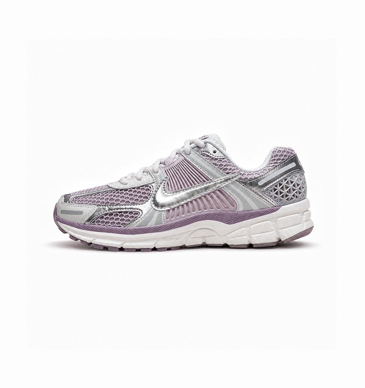 NIKE ZOOM VOMERO 5