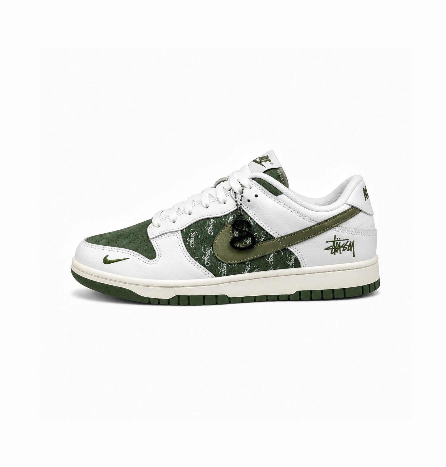 NIKE SB  DUNK STUSSY S WHITE ARMY GREEN 2025