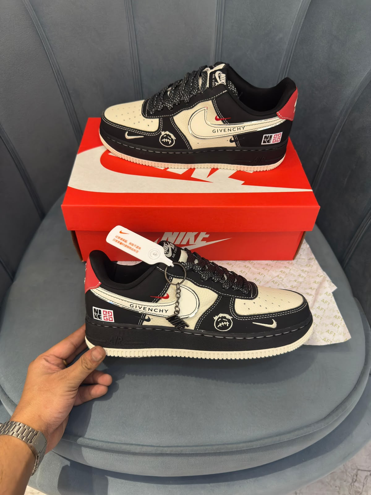 NIKE AIRFORCE CUSTOM X KAWS X GIVENCHY