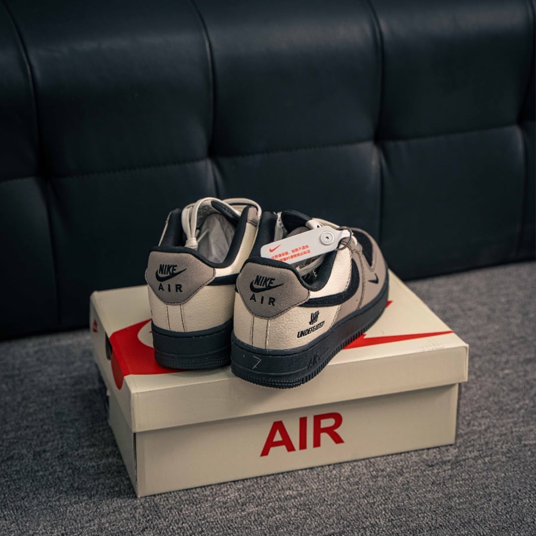 NIKE AIRFORCE 1 07 UNDEFEATED