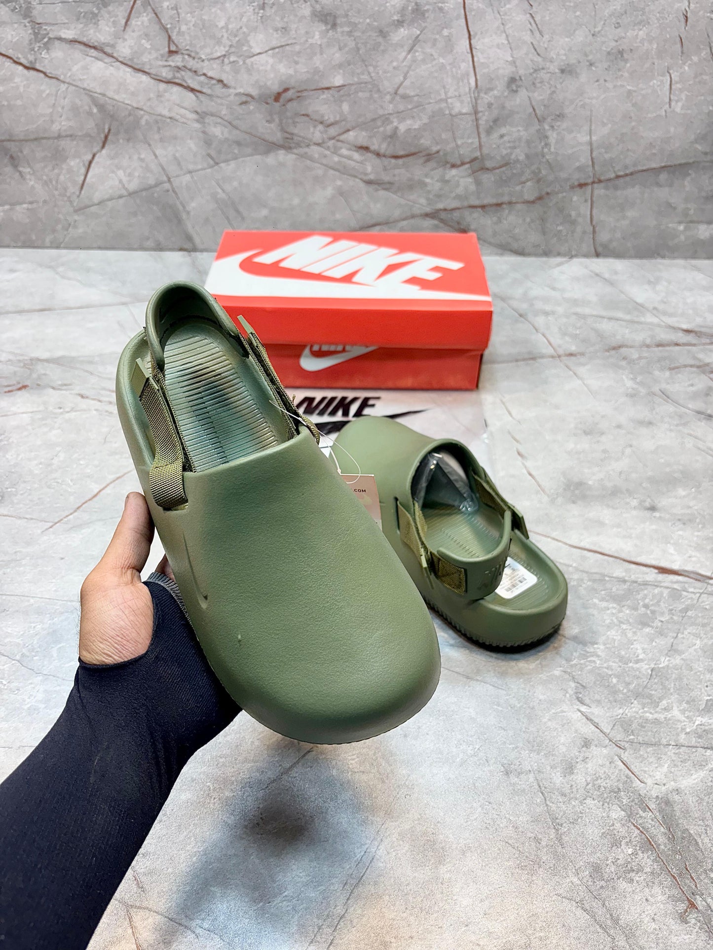 NIKE CALM MULES