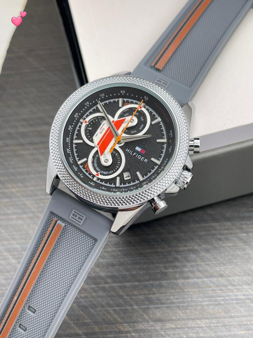 TOMMY HILFIGER WATCH