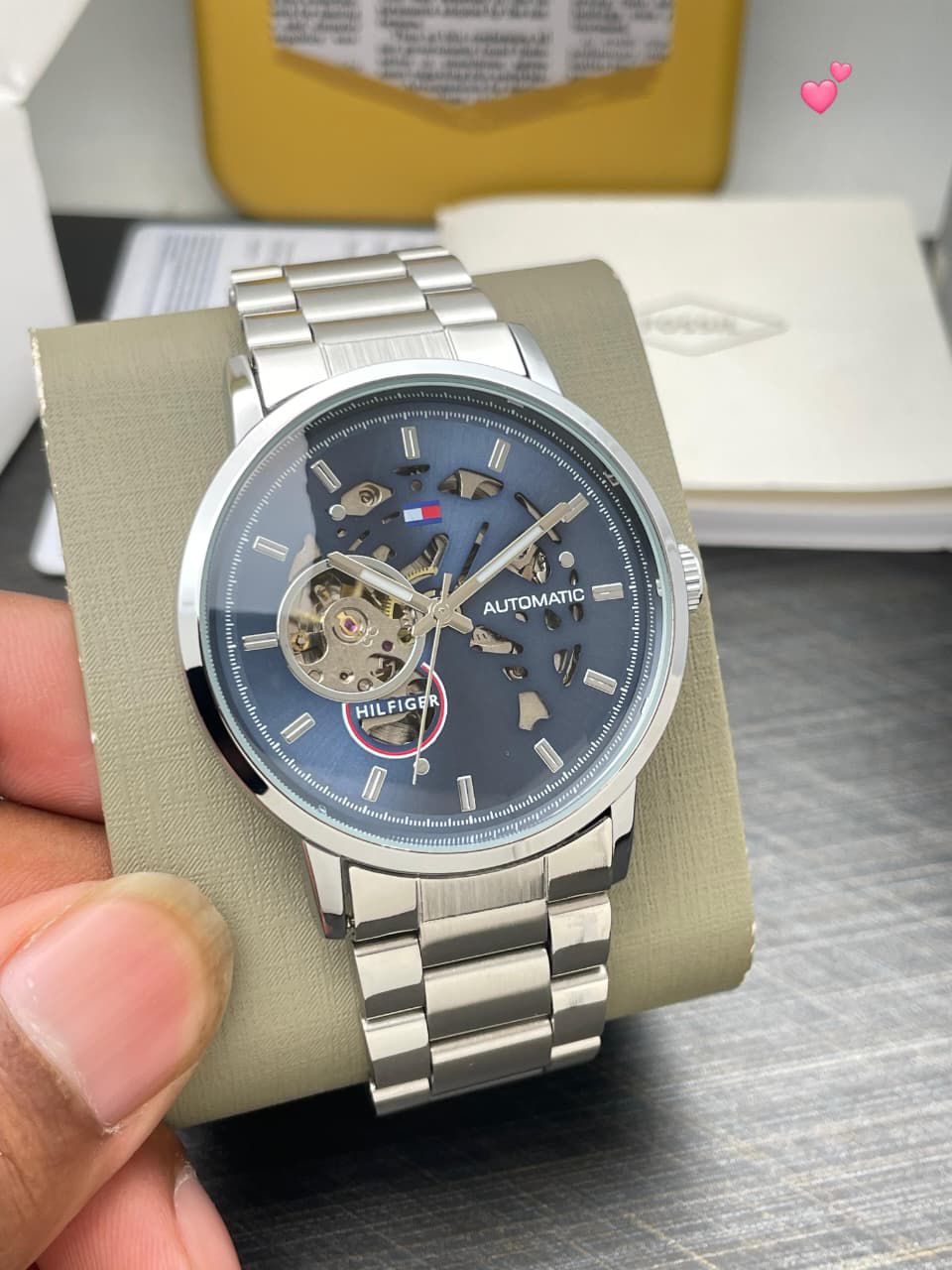 TOMMY HILFIGER WATCH
