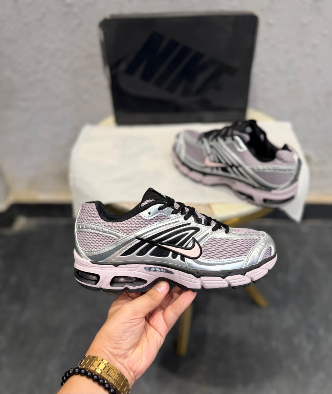 NIKE AIRMAX INITIATOR MOTO 2K METALLIC SILVER