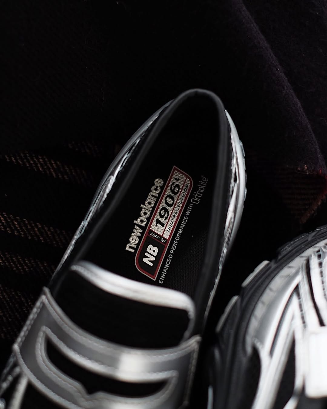 NEW BALANCE 1906L SILVER METALLIC