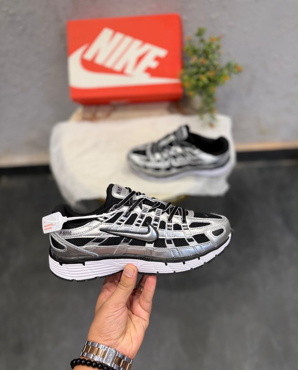 NIKE P 6000 TRAINER METALLIC BLACK