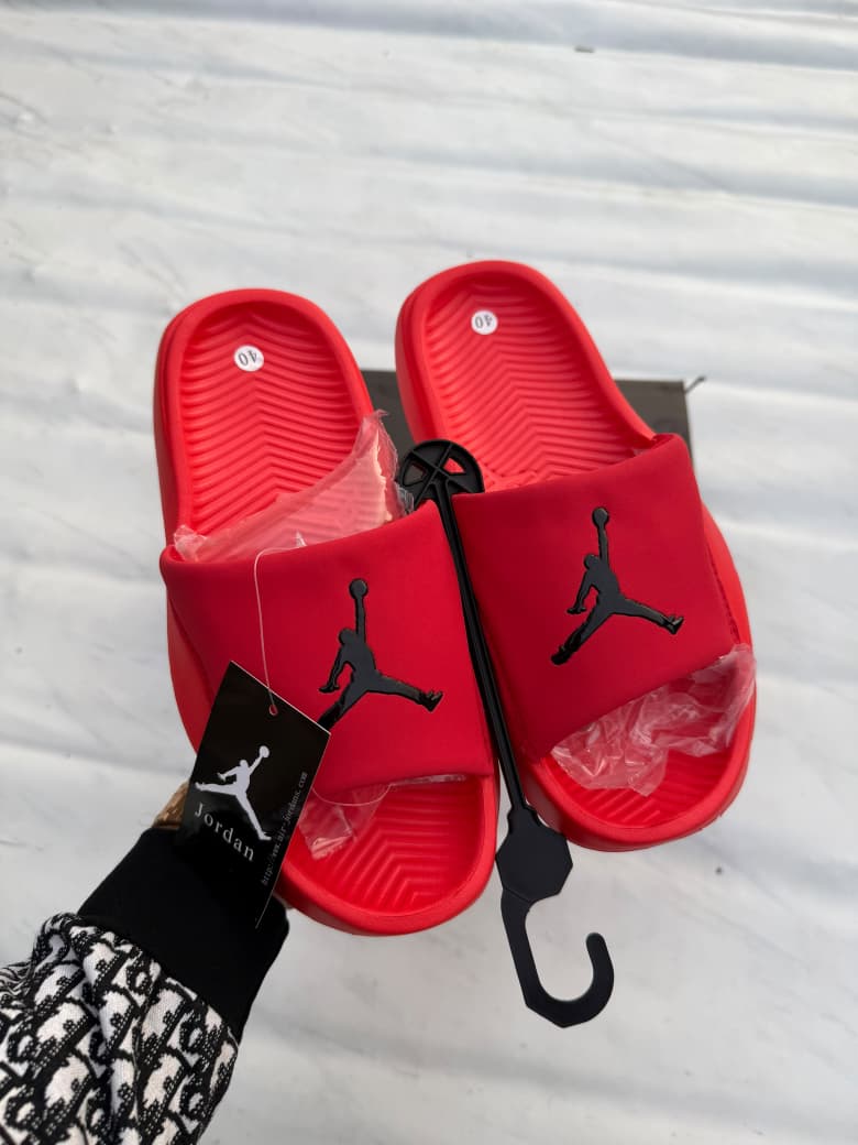 JORDAN FLIP FLOP