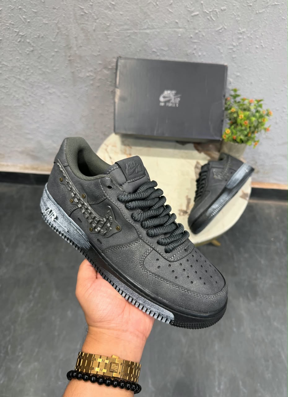 NIKE AIRFORCE 1 METALWORK