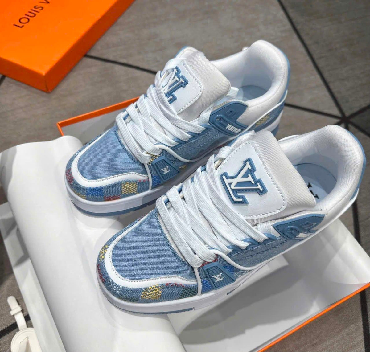 LOUIS VUITTON DENIM DEMIER LV