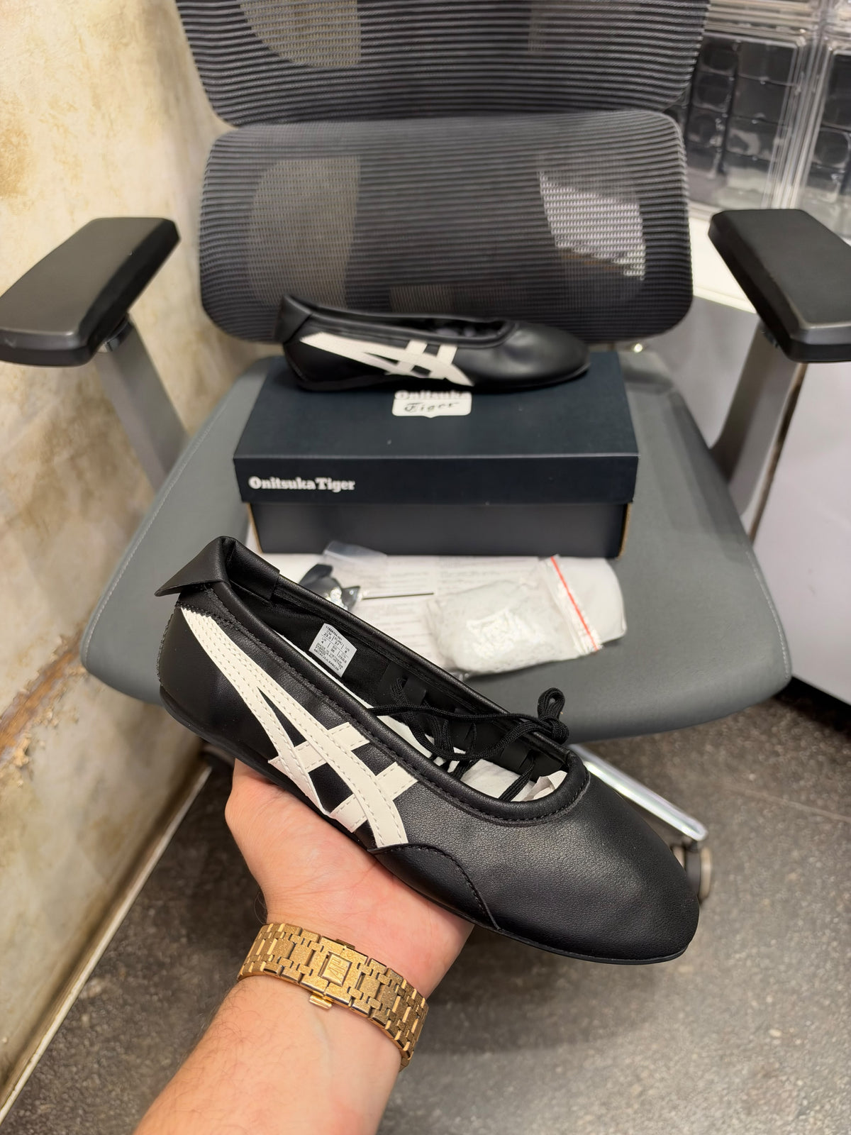 ONITSUKA TIGER GYMNARINA BLACK