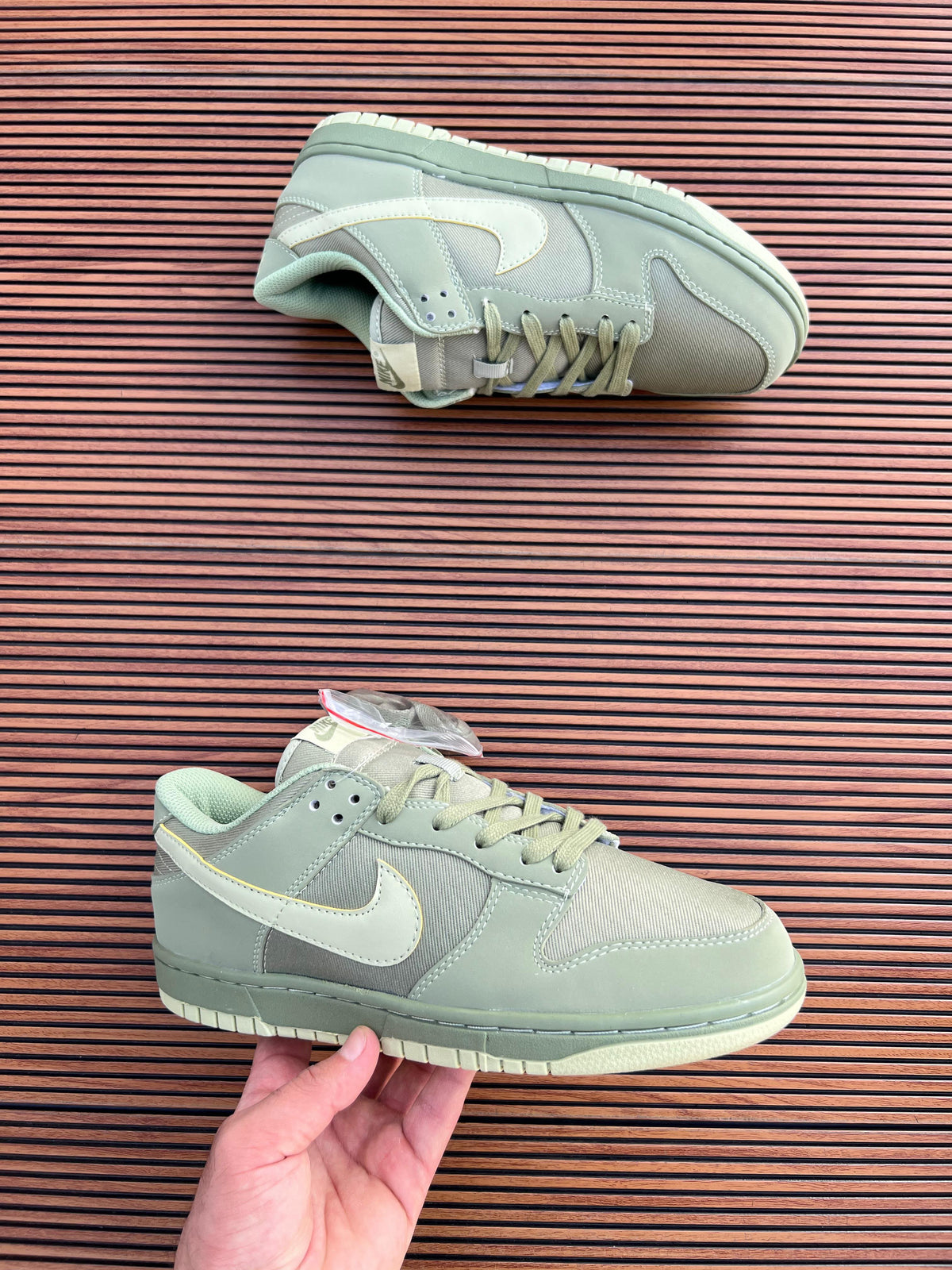 NIKE SB DUNK OLIVE