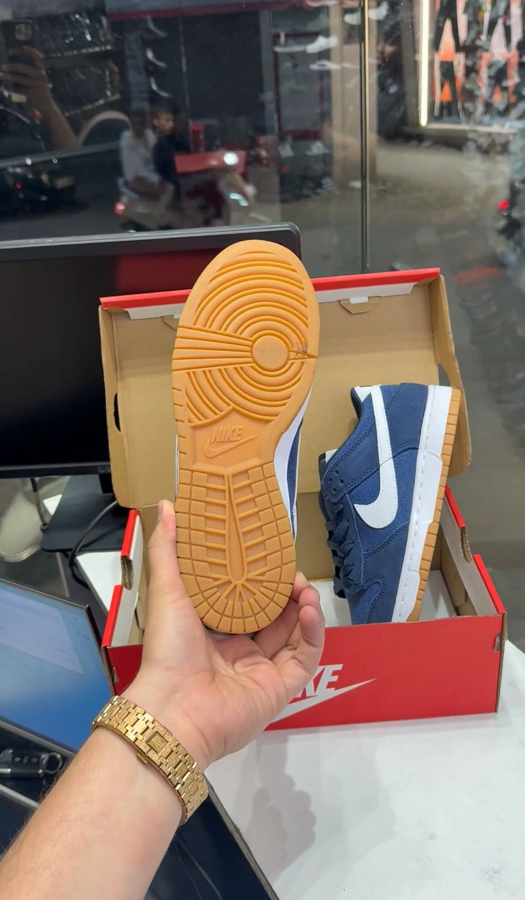 NIKE SB DUNK LOW MONSOON NAVY BLUE